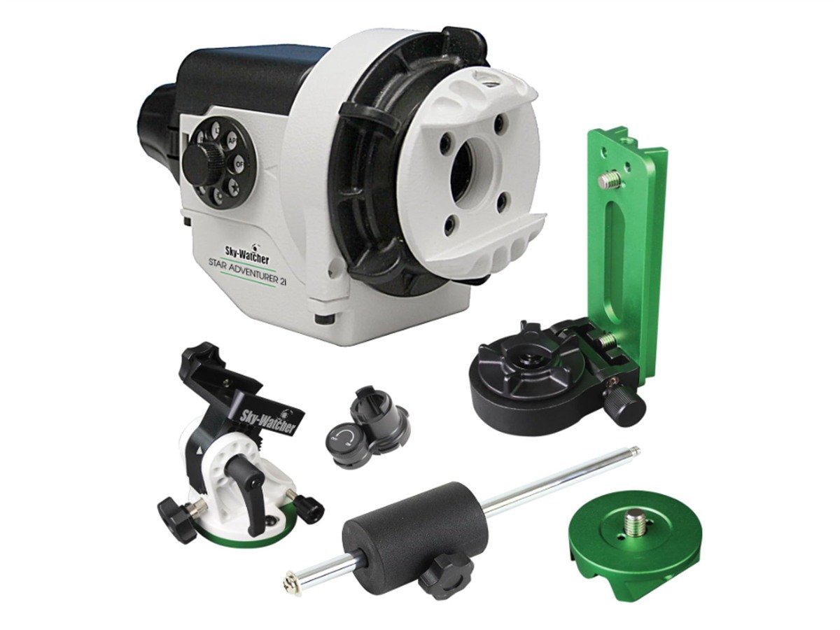 The Sky-Watcher Star Adventurer 2i Pro Pack and its full kit of mounting accessories
